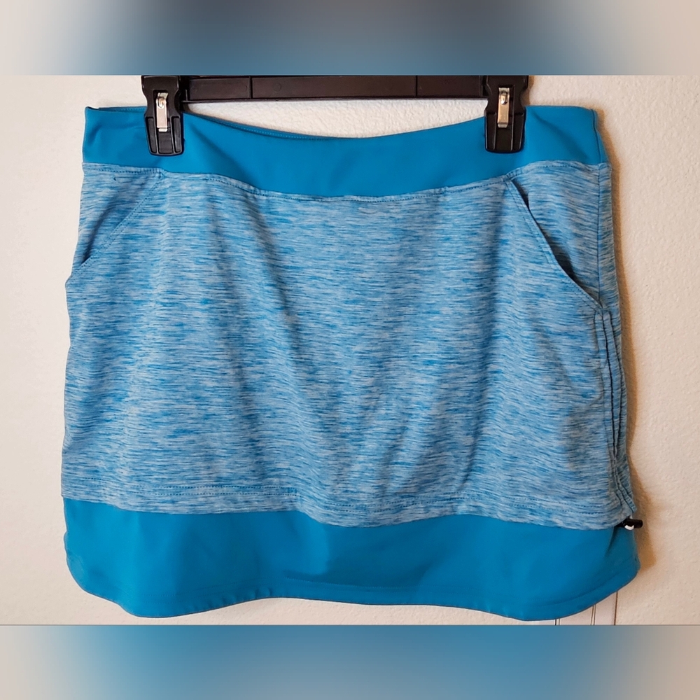 703 Adidas Golf Skort size M